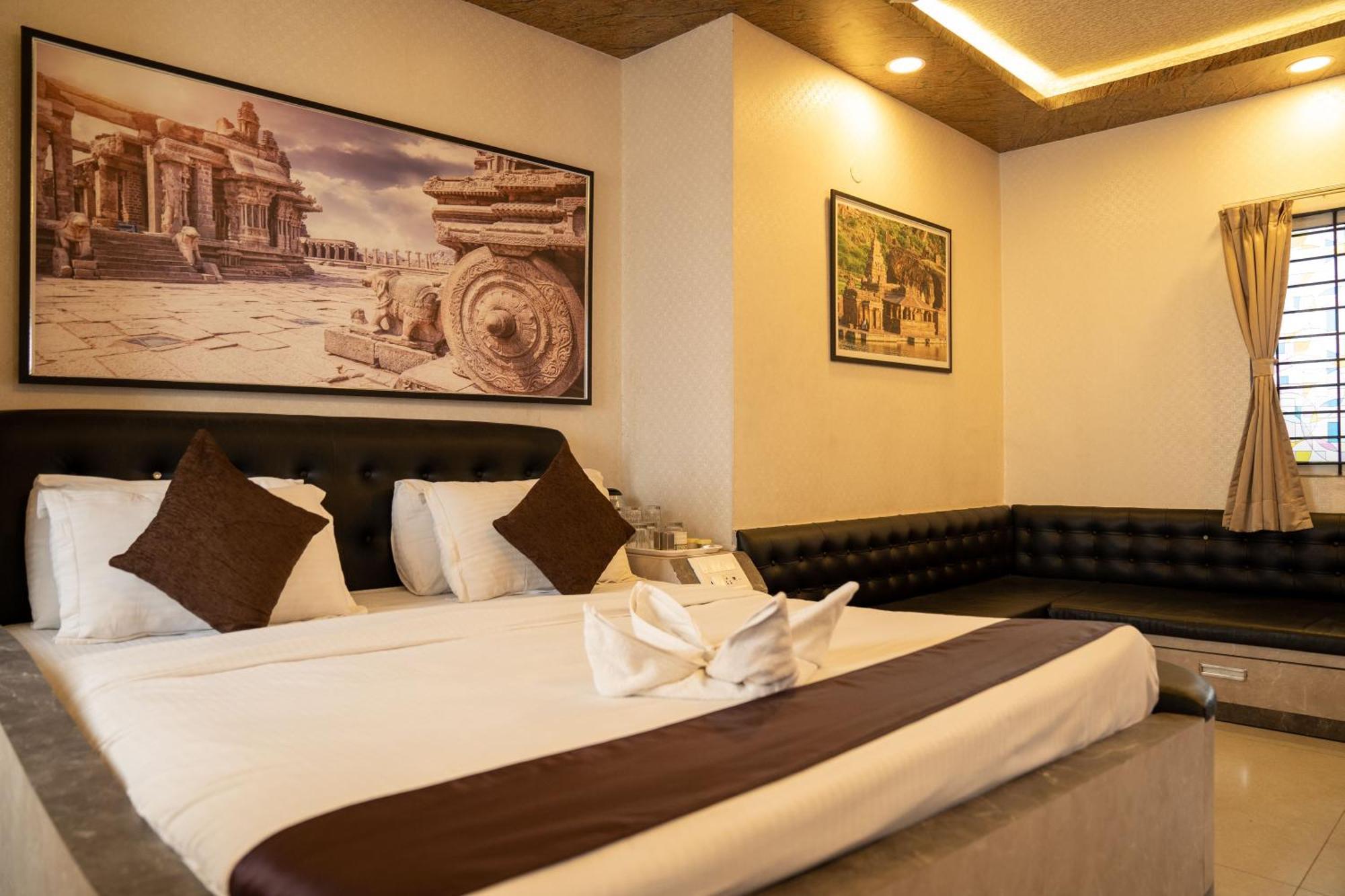 Seasons Suites Jp Nagar بنغالور الغرفة الصورة